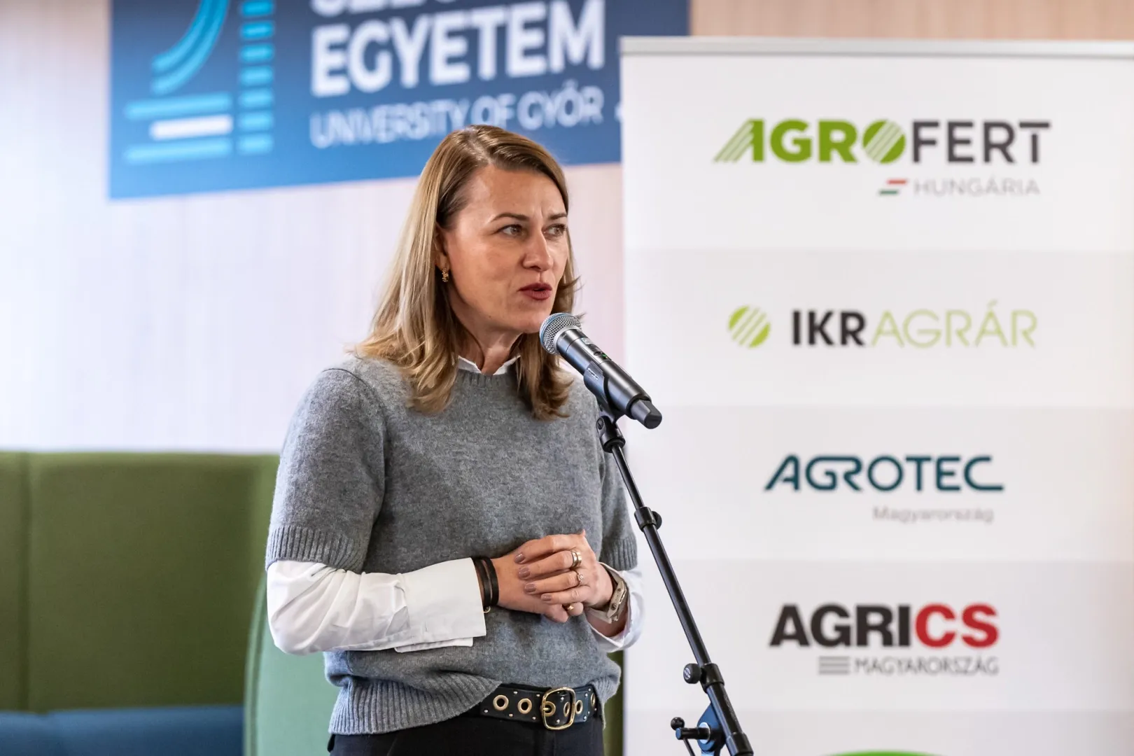 Tünde Bartha, country manager of Agrofert Hungária Kft., emphasised the significance of the cooperation at the handover (Photo: Máté Dudás)
